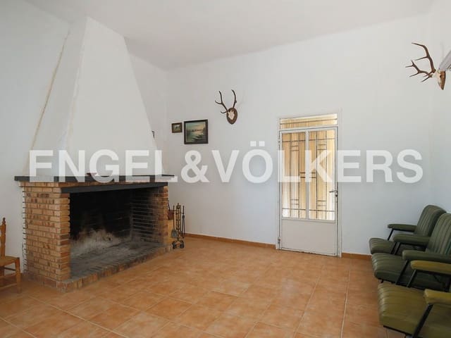 1 bedroom Finca/Country House for sale in Requena - € 350,000 (Ref: 8239331)