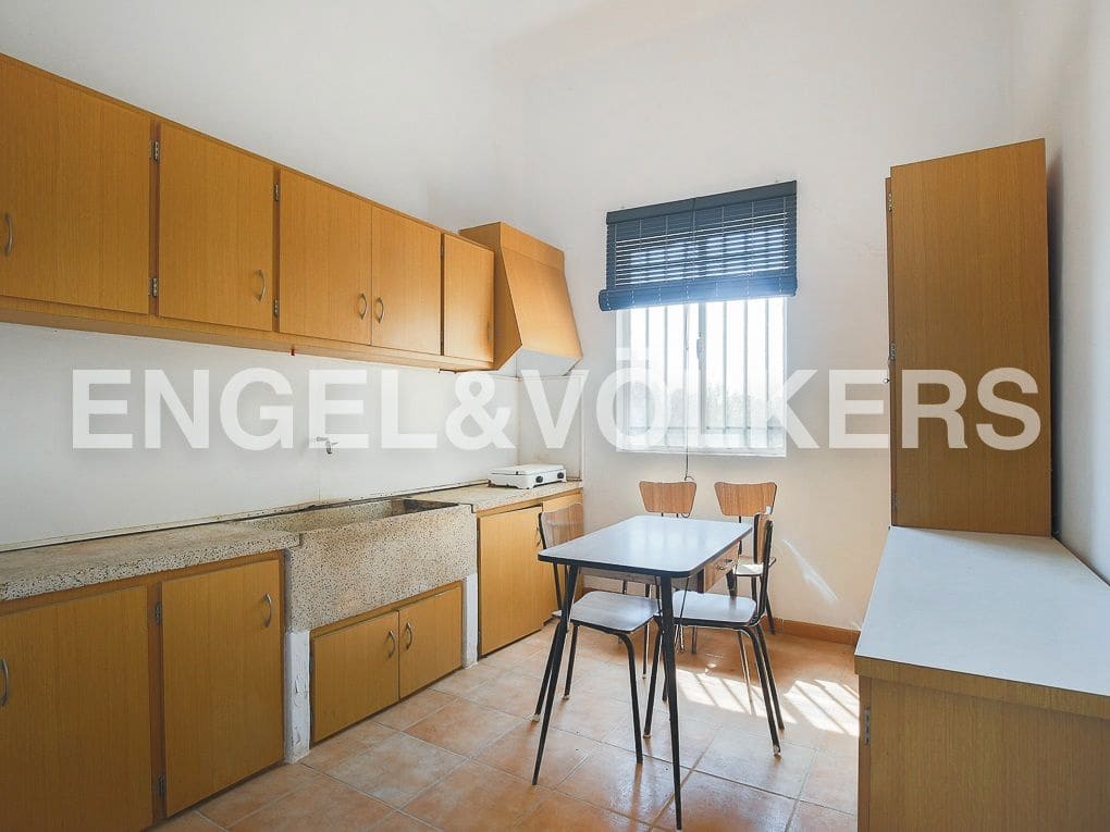 1 bedroom Finca/Country House for sale in Requena - € 350,000 (Ref: 8239331)