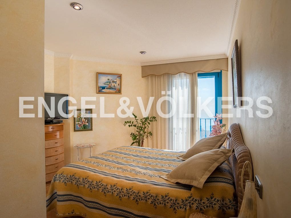 3 bedroom Penthouse for sale in Peniscola with pool garage - € 395,000 (Ref: 8239347)