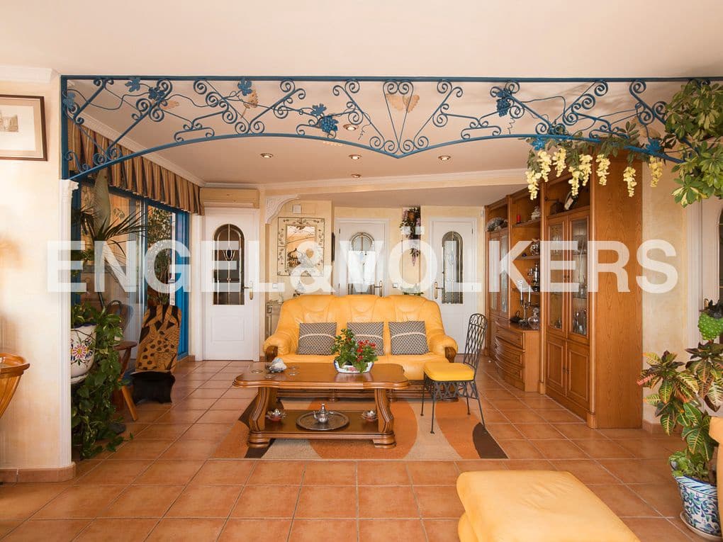 3 bedroom Penthouse for sale in Peniscola with pool garage - € 395,000 (Ref: 8239347)