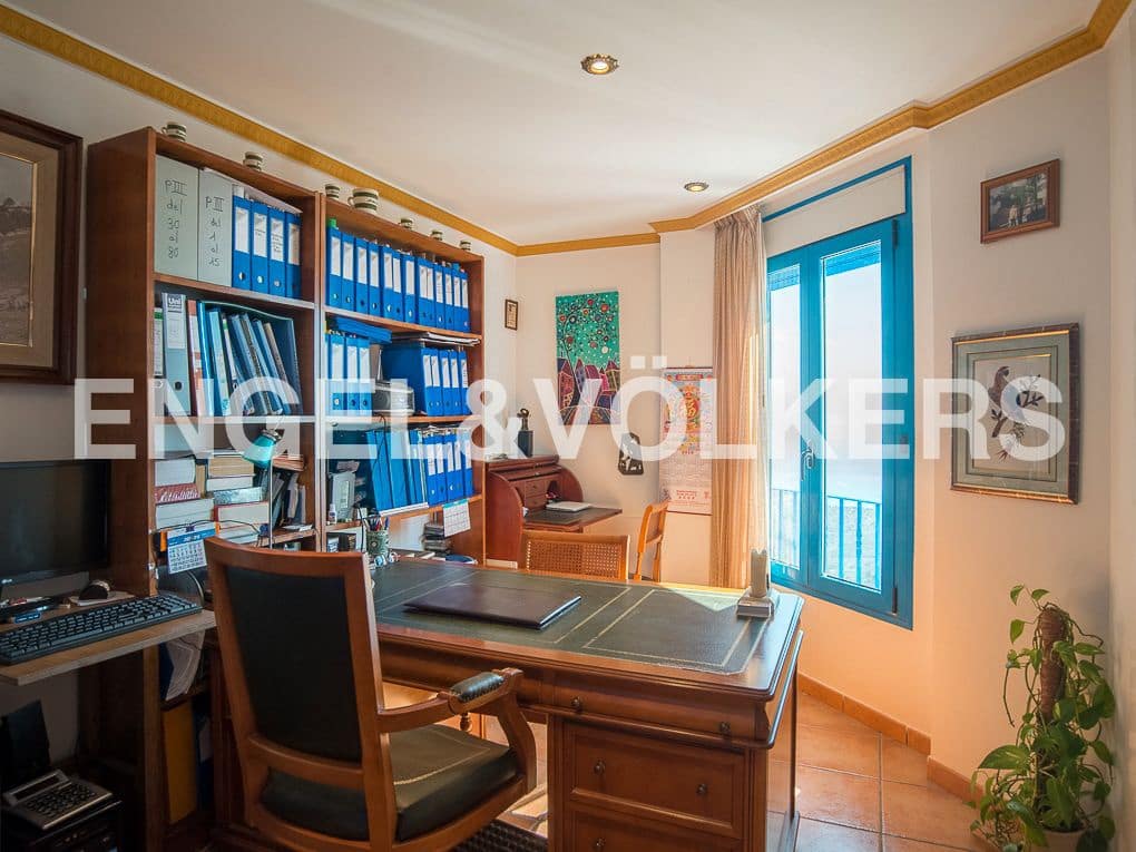 3 bedroom Penthouse for sale in Peniscola with pool garage - € 395,000 (Ref: 8239347)