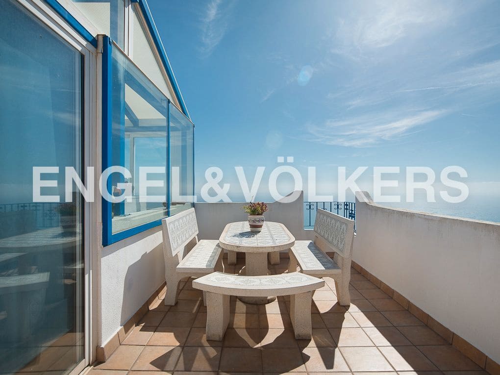 3 bedroom Penthouse for sale in Peniscola with pool garage - € 395,000 (Ref: 8239347)