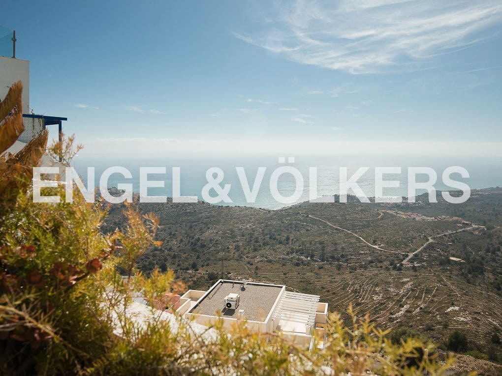 3 bedroom Penthouse for sale in Peniscola with pool garage - € 395,000 (Ref: 8239347)