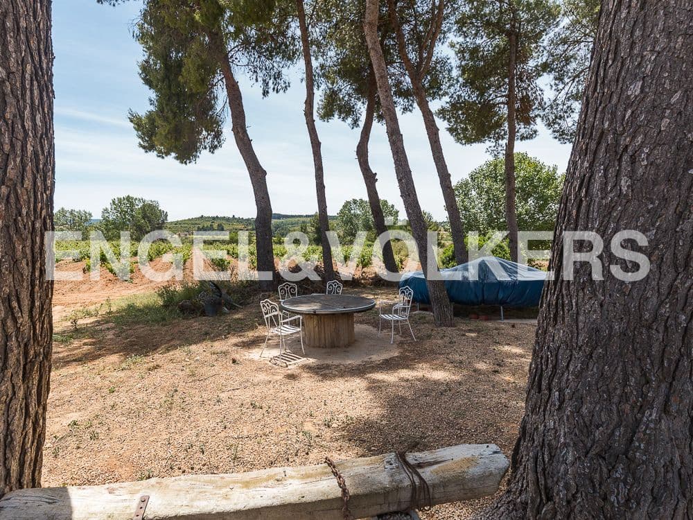 10 bedroom Finca/Country House for sale in Moixent with garage - € 1,500,000 (Ref: 8239357)