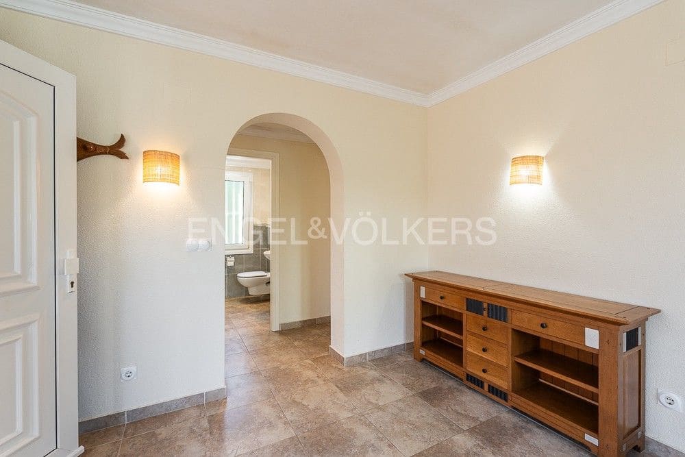 2 chambre Villa/Maison à vendre à Oliva avec piscine garage - 420 000 € (Ref: 8239360)
