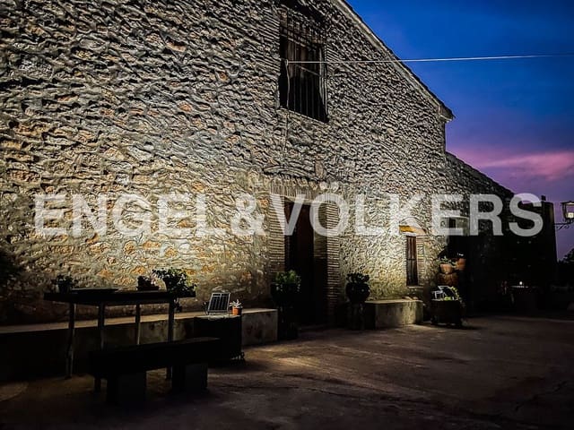 3 bedroom Finca/Country House for sale in Almassora / Almazora with garage - € 675,000 (Ref: 8239362)