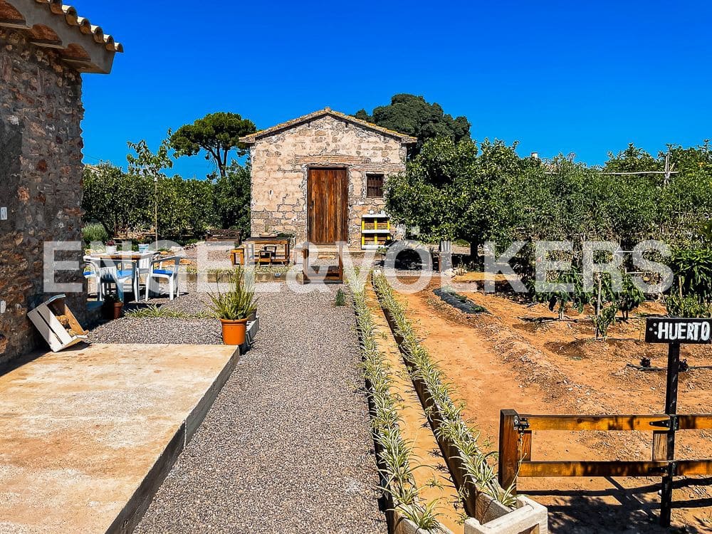 3 bedroom Finca/Country House for sale in Almassora / Almazora with garage - € 675,000 (Ref: 8239362)