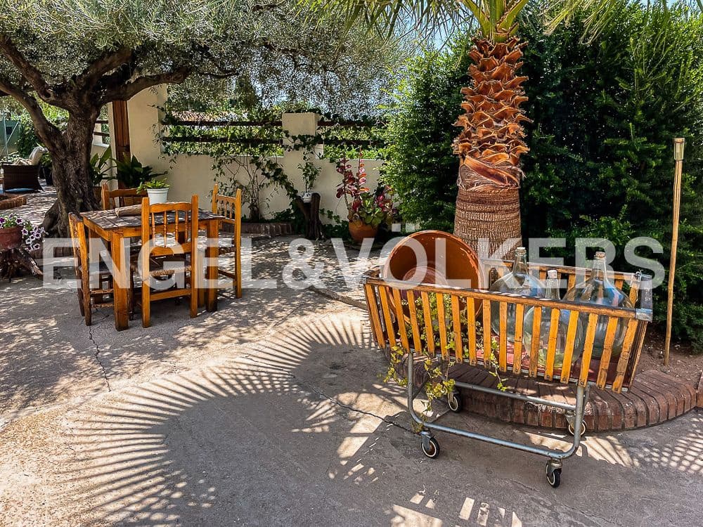 3 bedroom Finca/Country House for sale in Almassora / Almazora with garage - € 675,000 (Ref: 8239362)
