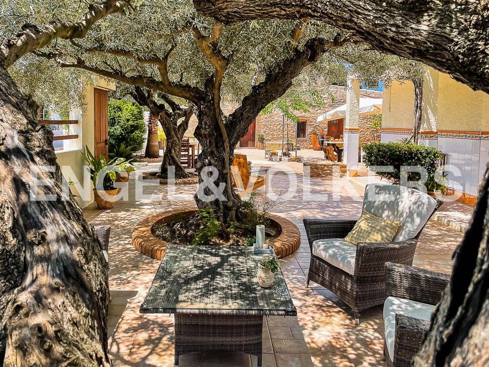 3 bedroom Finca/Country House for sale in Almassora / Almazora with garage - € 675,000 (Ref: 8239362)