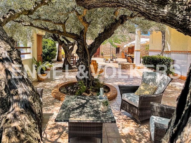 3 bedroom Finca/Country House for sale in Almassora / Almazora with garage - € 675,000 (Ref: 8239362)