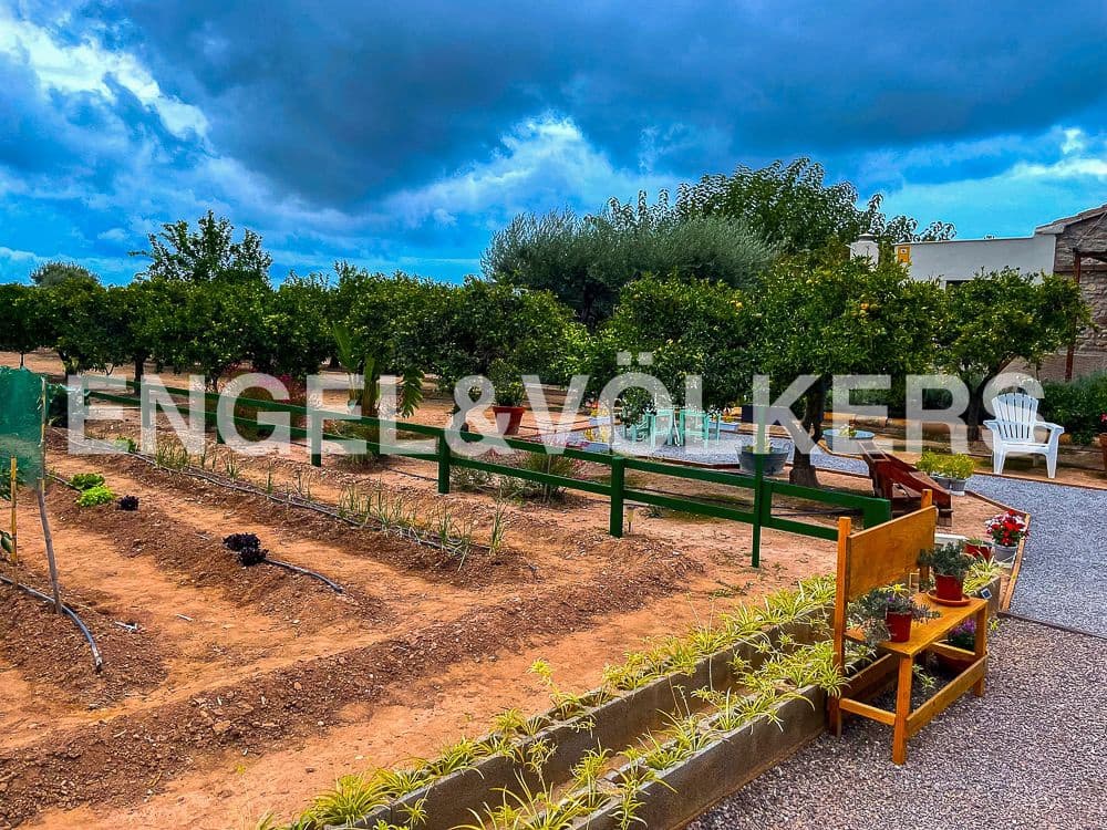 3 bedroom Finca/Country House for sale in Almassora / Almazora with garage - € 675,000 (Ref: 8239362)