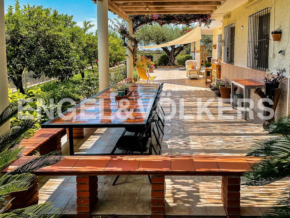 3 bedroom Finca/Country House for sale in Almassora / Almazora with garage - € 675,000 (Ref: 8239362)