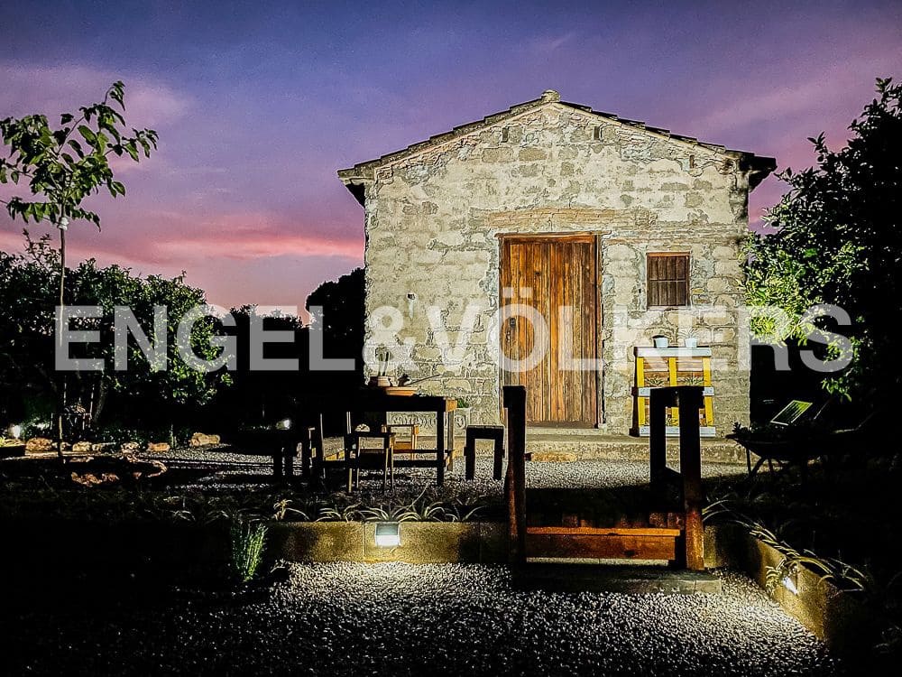3 bedroom Finca/Country House for sale in Almassora / Almazora with garage - € 675,000 (Ref: 8239362)