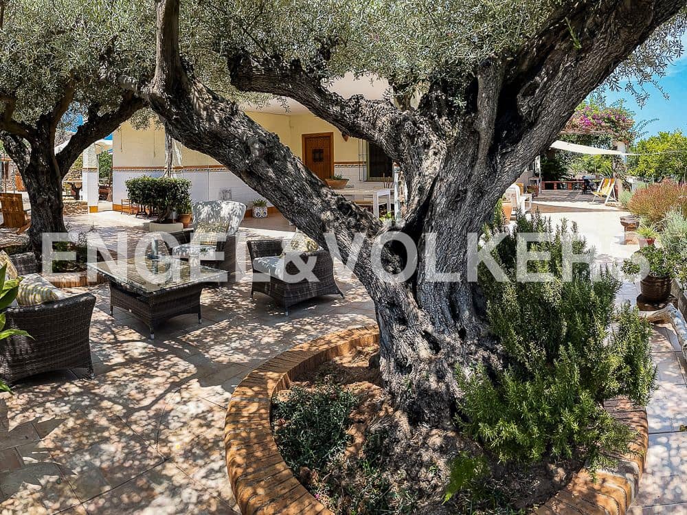3 bedroom Finca/Country House for sale in Almassora / Almazora with garage - € 675,000 (Ref: 8239362)