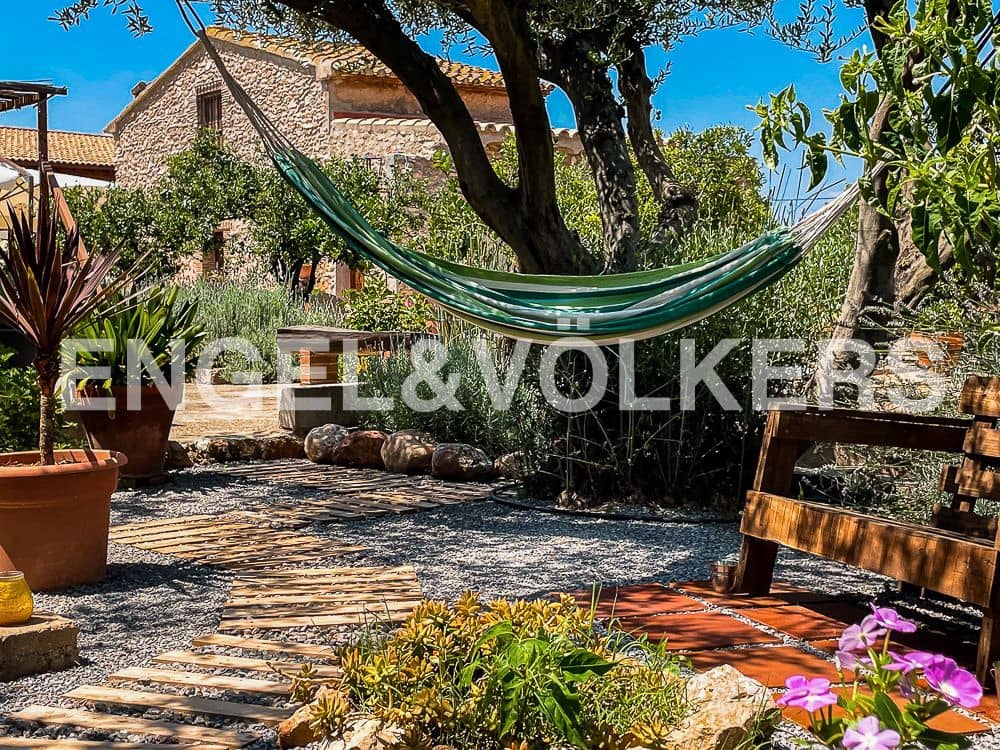 3 bedroom Finca/Country House for sale in Almassora / Almazora with garage - € 675,000 (Ref: 8239362)
