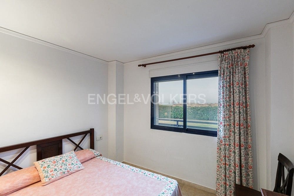 3 bedroom Beach Apartment for sale in Xeraco with pool garage - € 450,000 (Ref: 8239364)