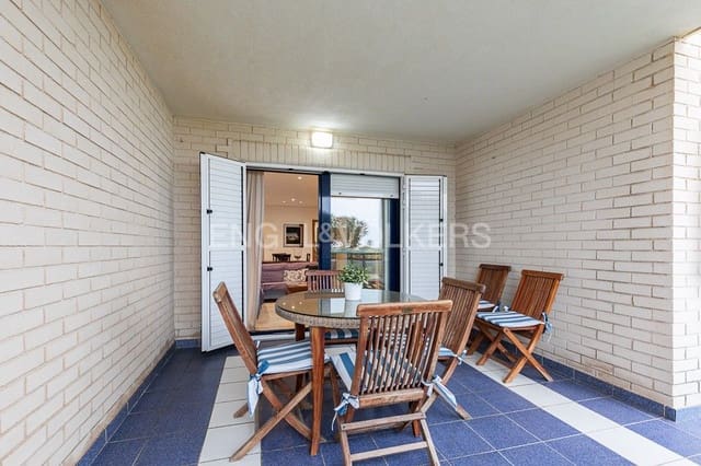 3 bedroom Beach Apartment for sale in Xeraco with pool garage - € 450,000 (Ref: 8239364)