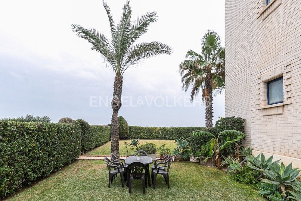 3 bedroom Beach Apartment for sale in Xeraco with pool garage - € 450,000 (Ref: 8239364)