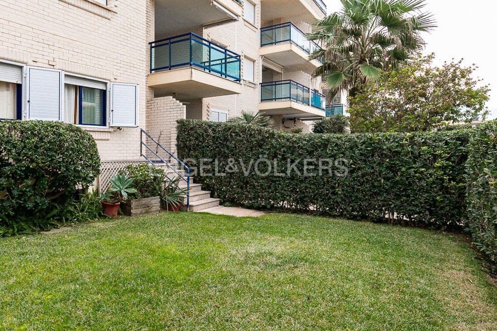 3 bedroom Beach Apartment for sale in Xeraco with pool garage - € 450,000 (Ref: 8239364)