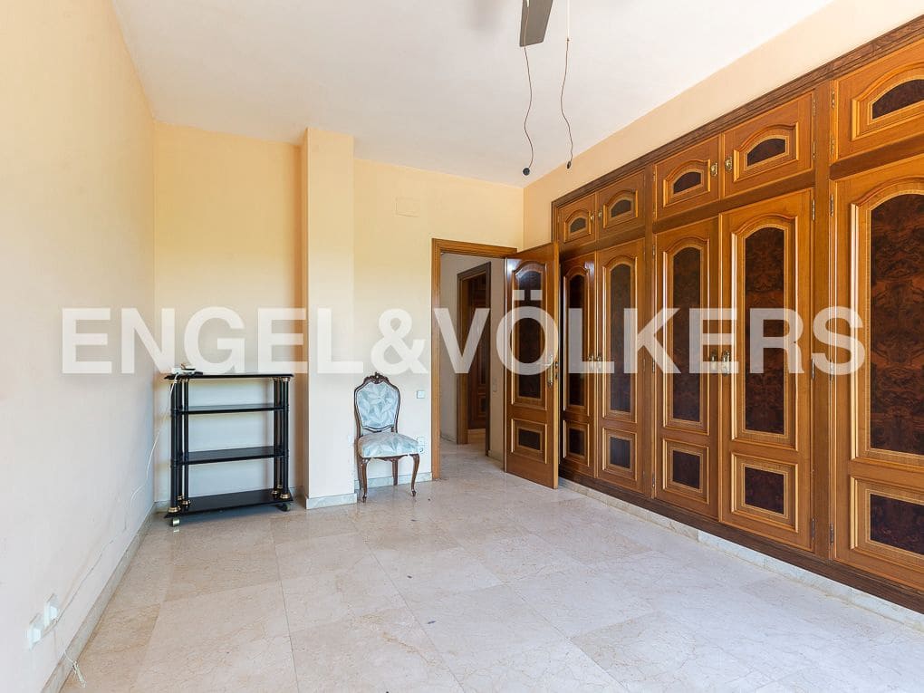 6 slaapkamer Villa te koop in Ontinyent met zwembad garage - € 1.290.000 (Ref: 8239378)