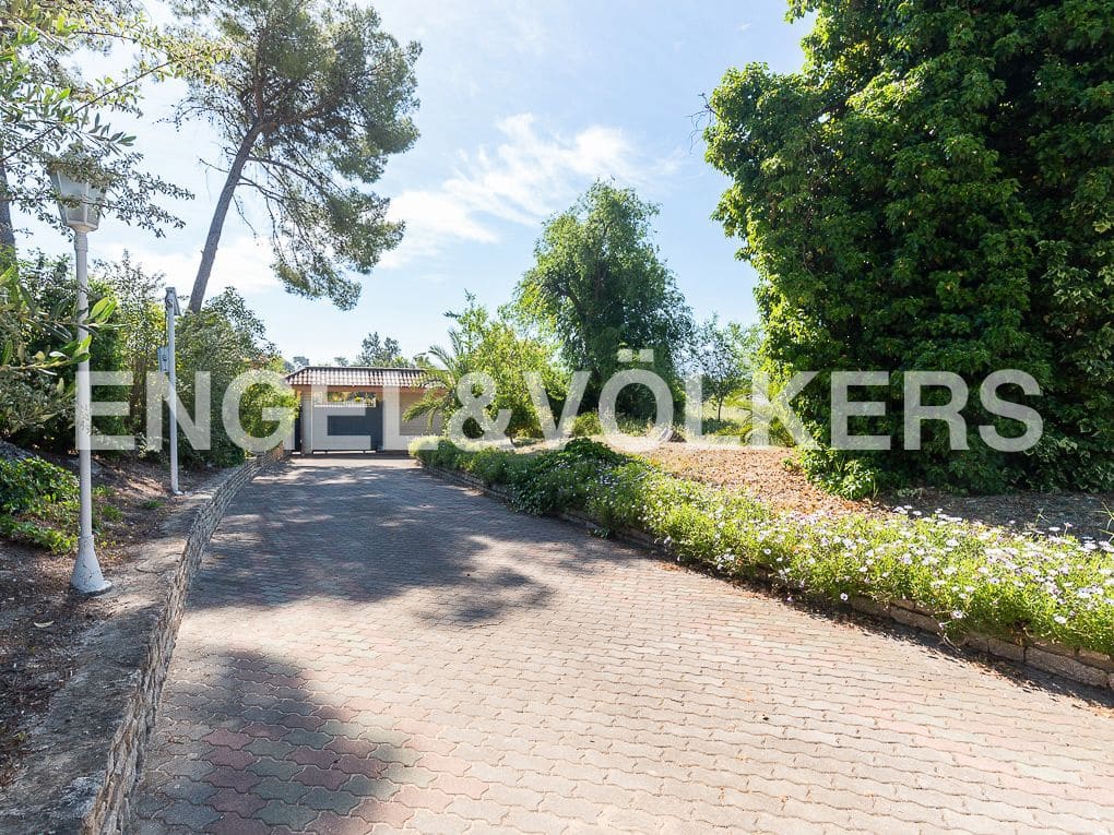 6 slaapkamer Villa te koop in Ontinyent met zwembad garage - € 1.290.000 (Ref: 8239378)