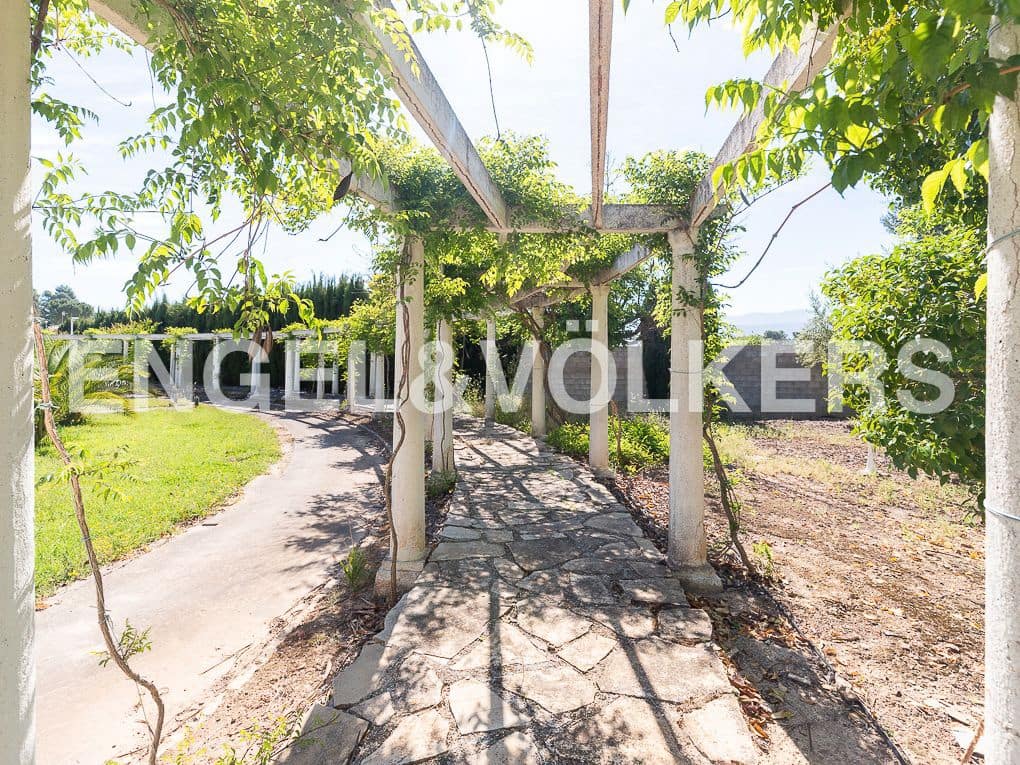 6 slaapkamer Villa te koop in Ontinyent met zwembad garage - € 1.290.000 (Ref: 8239378)