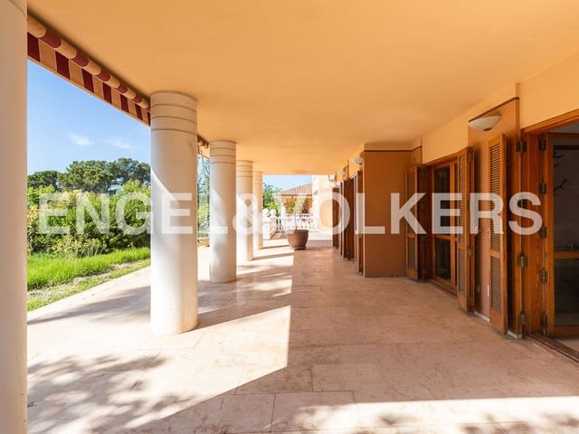 6 Zimmer Villa zu verkaufen in Ontinyent mit Pool Garage - 1.290.000 € (Ref: 8239378)