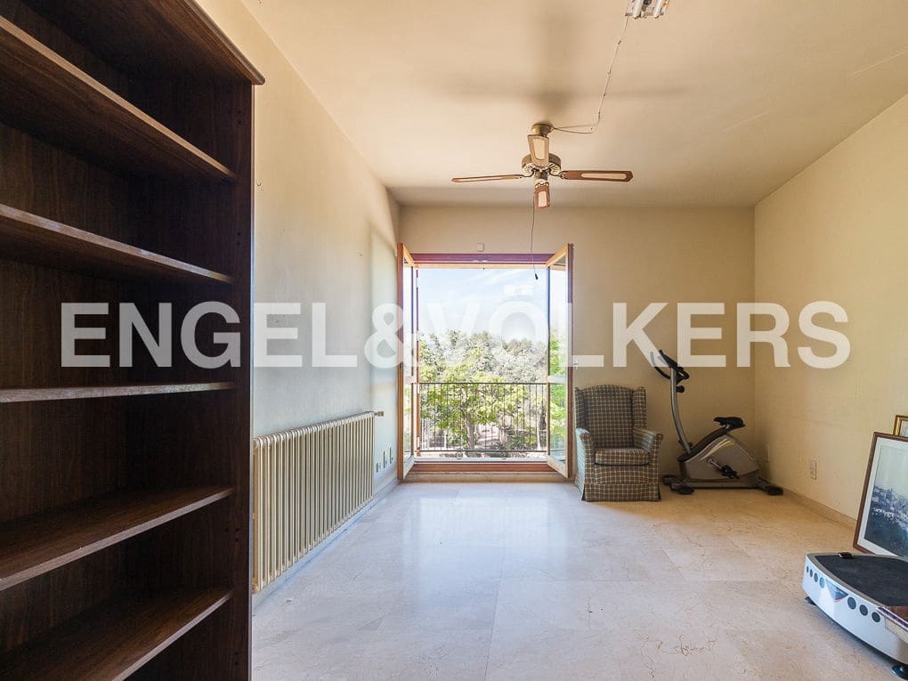 6 slaapkamer Villa te koop in Ontinyent met zwembad garage - € 1.290.000 (Ref: 8239378)