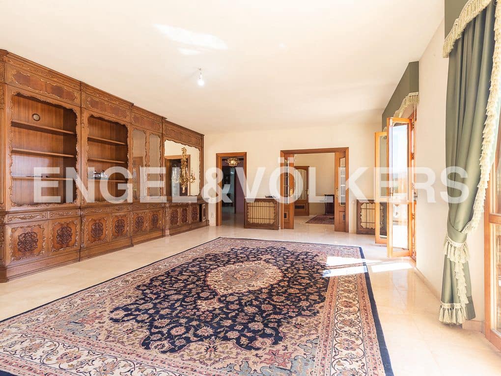 6 slaapkamer Villa te koop in Ontinyent met zwembad garage - € 1.290.000 (Ref: 8239378)