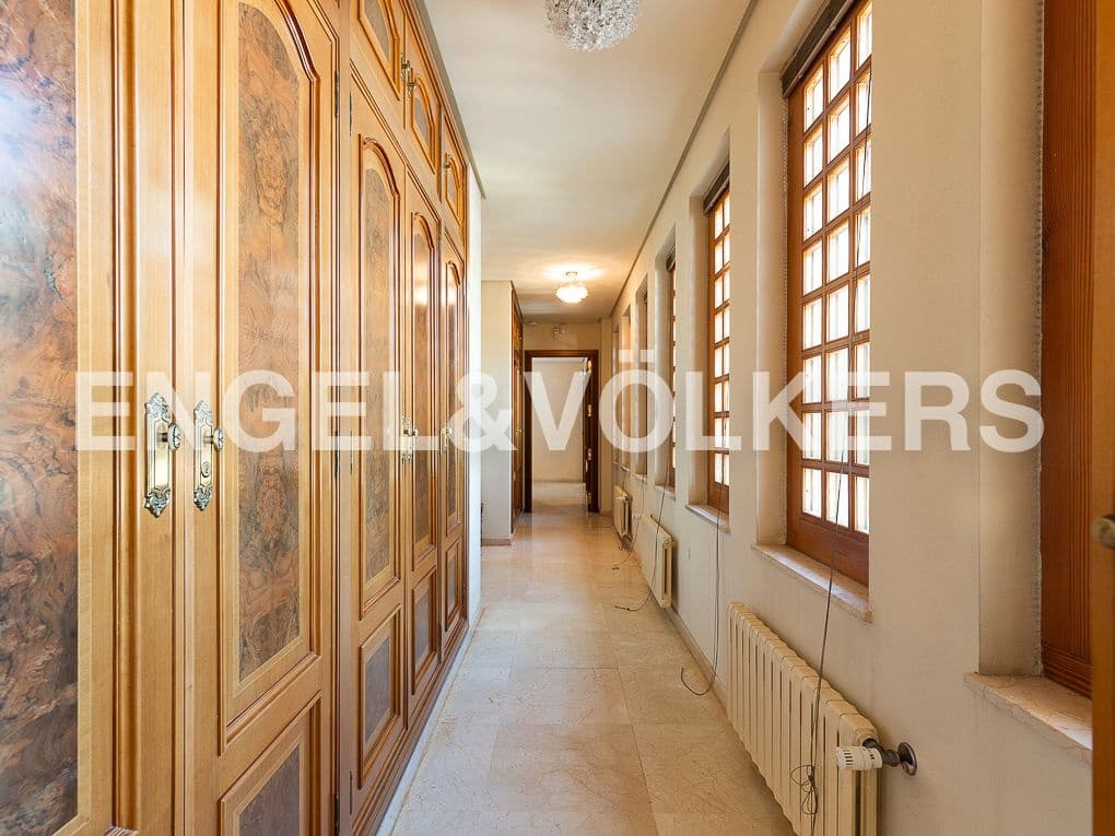 6 slaapkamer Villa te koop in Ontinyent met zwembad garage - € 1.290.000 (Ref: 8239378)