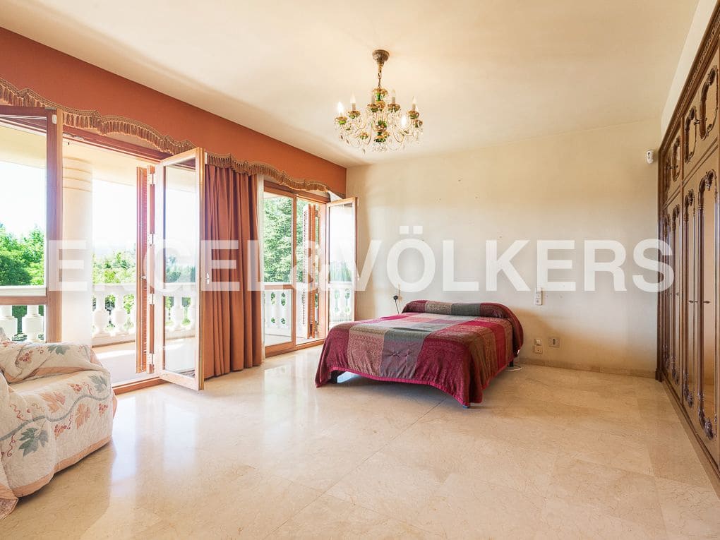 6 slaapkamer Villa te koop in Ontinyent met zwembad garage - € 1.290.000 (Ref: 8239378)