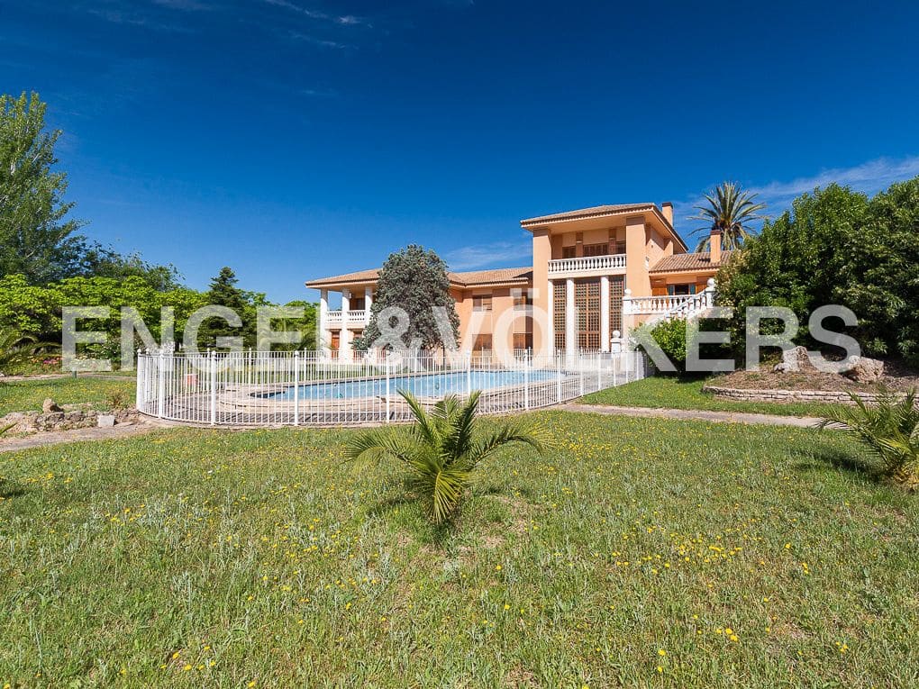 6 slaapkamer Villa te koop in Ontinyent met zwembad garage - € 1.290.000 (Ref: 8239378)