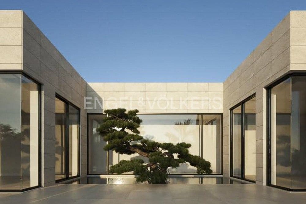 9 bedroom Villa for sale in Godella with pool garage - € 3,600,000 (Ref: 8239407)
