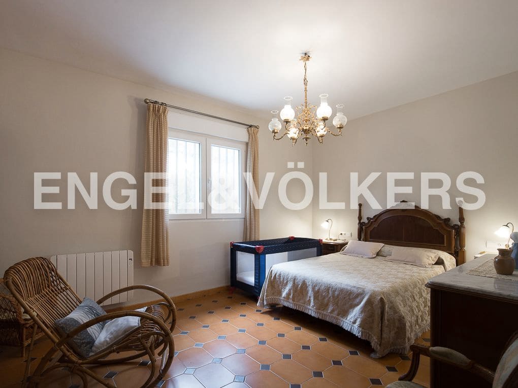 7 sypialnia Willa na sprzedaż w Naquera z basenem garażem - 1 500 000 € (Ref: 8239417)