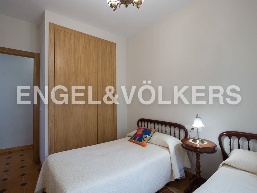 7 sypialnia Willa na sprzedaż w Naquera z basenem garażem - 1 500 000 € (Ref: 8239417)