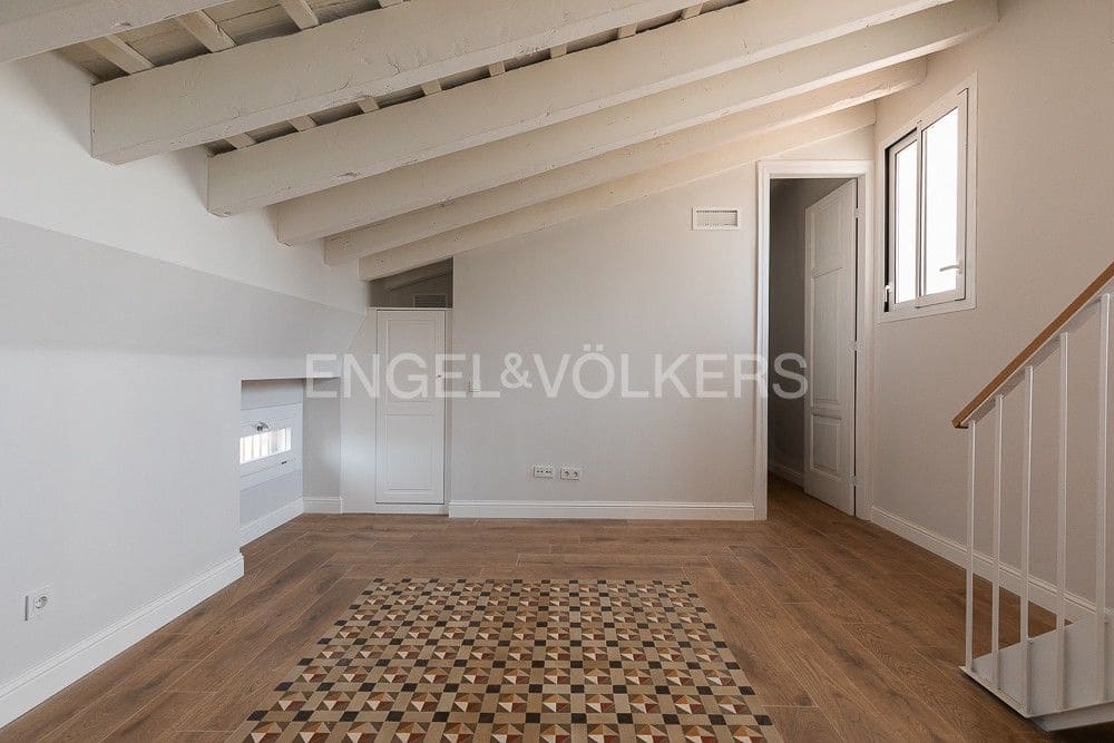 3 soveværelse Penthouse til salg i Valencia by - € 795.000 (Ref: 8239430)