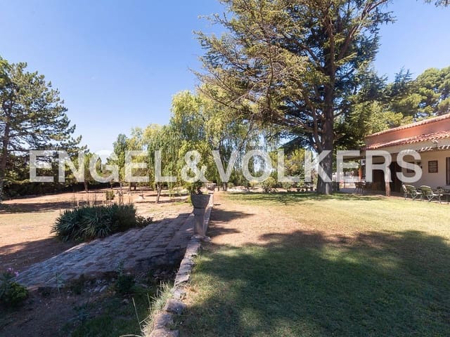 10 camera da letto Finca/Casa di Campagna in vendita in Requena con piscina - 1.800.000 € (Rif: 8239434)