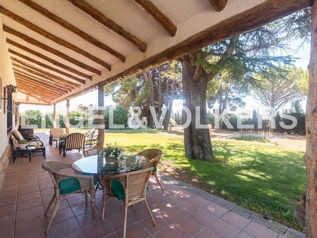 10 camera da letto Finca/Casa di Campagna in vendita in Requena con piscina - 1.800.000 € (Rif: 8239434)