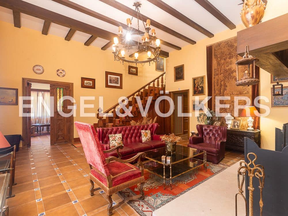 10 camera da letto Finca/Casa di Campagna in vendita in Requena con piscina - 1.800.000 € (Rif: 8239434)