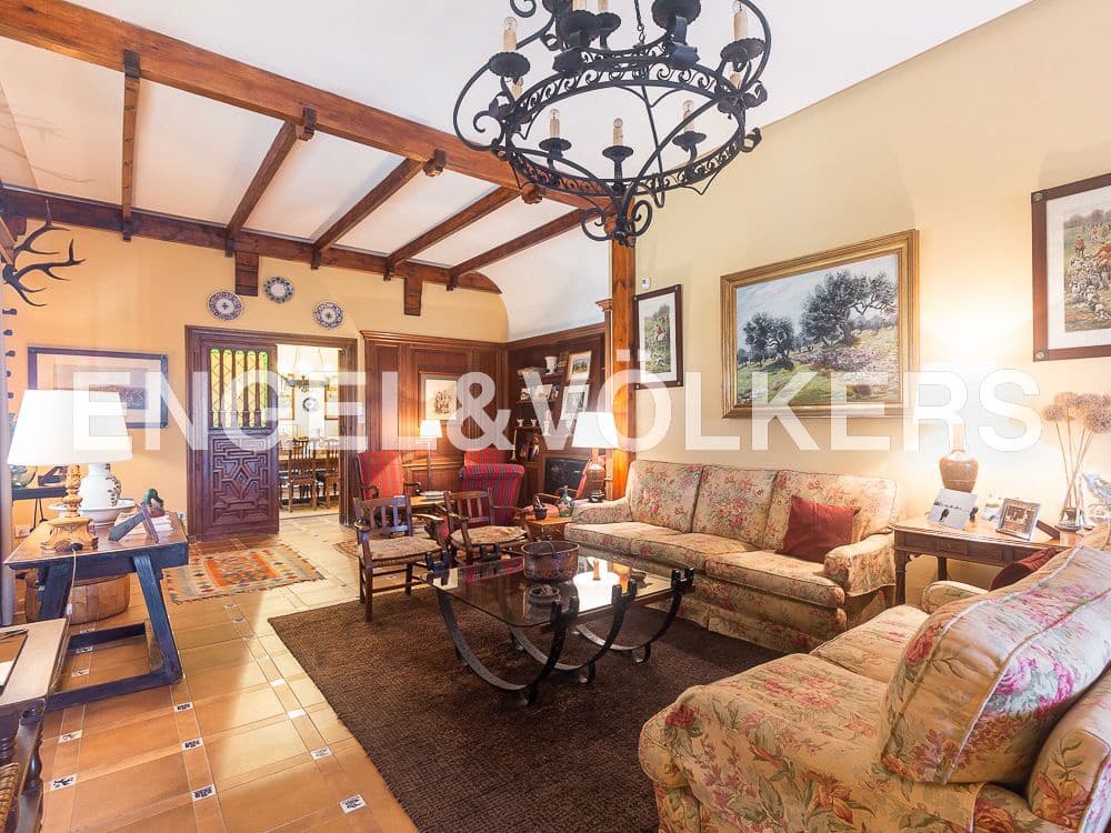 10 camera da letto Finca/Casa di Campagna in vendita in Requena con piscina - 1.800.000 € (Rif: 8239434)