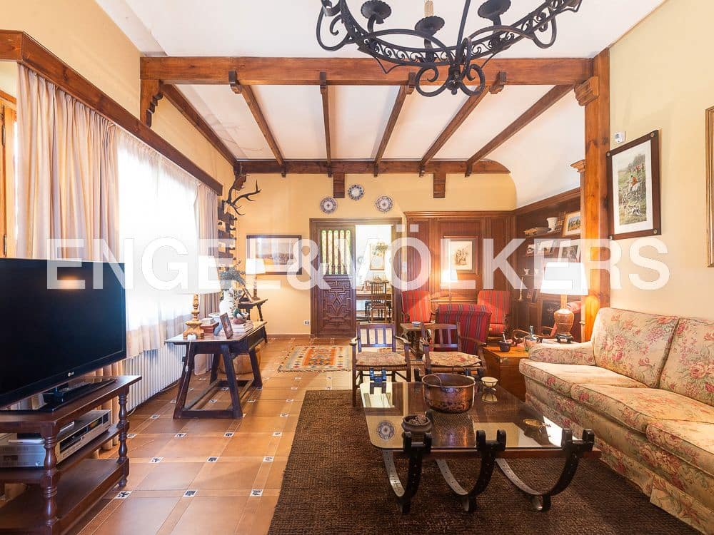 10 camera da letto Finca/Casa di Campagna in vendita in Requena con piscina - 1.800.000 € (Rif: 8239434)