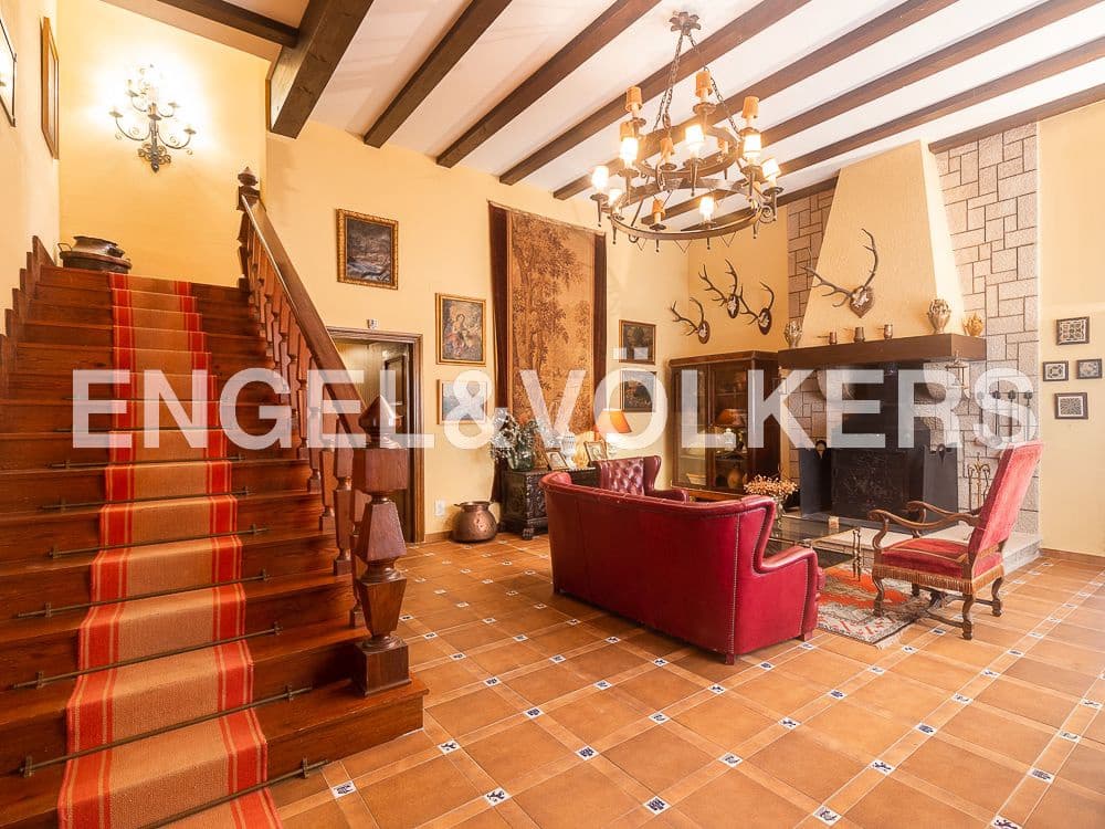 10 camera da letto Finca/Casa di Campagna in vendita in Requena con piscina - 1.800.000 € (Rif: 8239434)