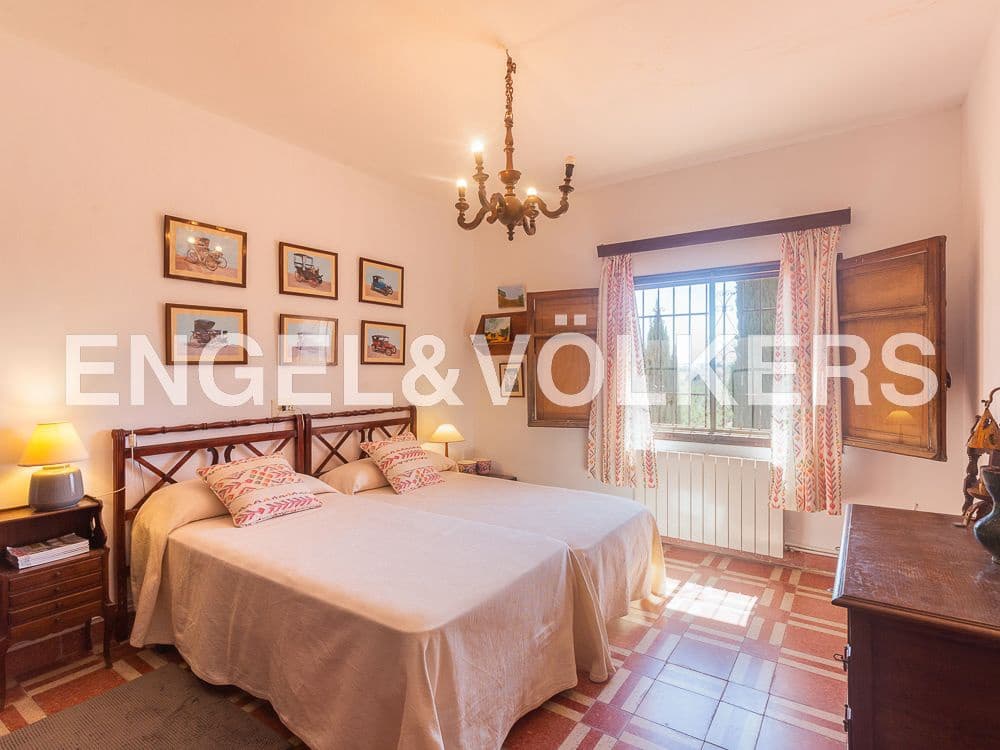 10 camera da letto Finca/Casa di Campagna in vendita in Requena con piscina - 1.800.000 € (Rif: 8239434)