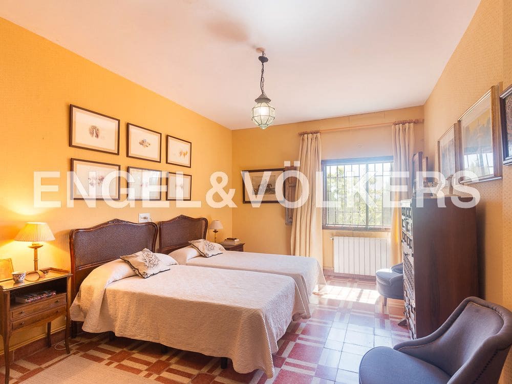 10 camera da letto Finca/Casa di Campagna in vendita in Requena con piscina - 1.800.000 € (Rif: 8239434)