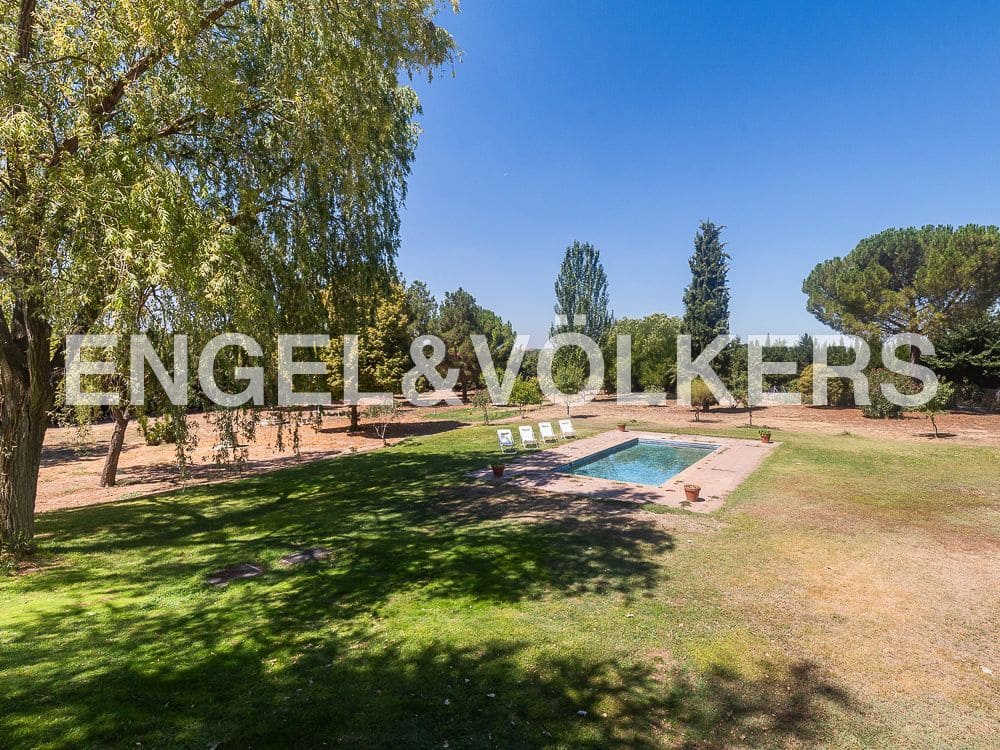 10 camera da letto Finca/Casa di Campagna in vendita in Requena con piscina - 1.800.000 € (Rif: 8239434)