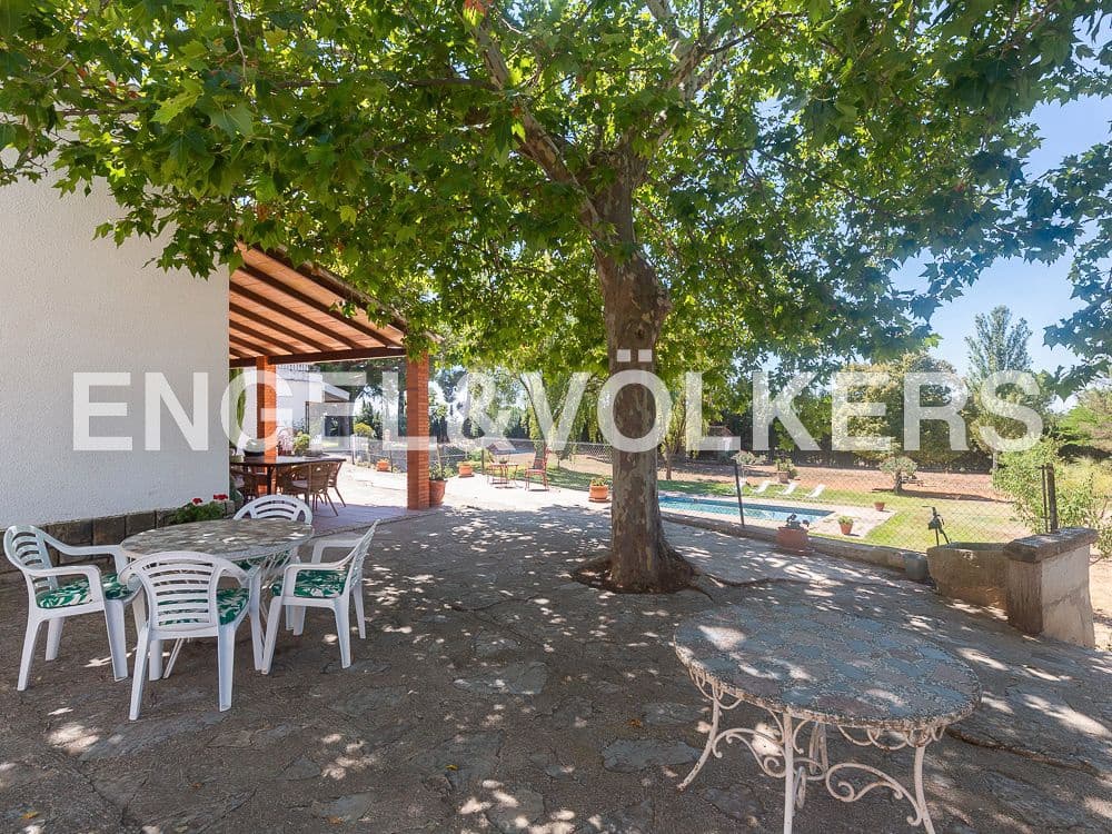 10 camera da letto Finca/Casa di Campagna in vendita in Requena con piscina - 1.800.000 € (Rif: 8239434)