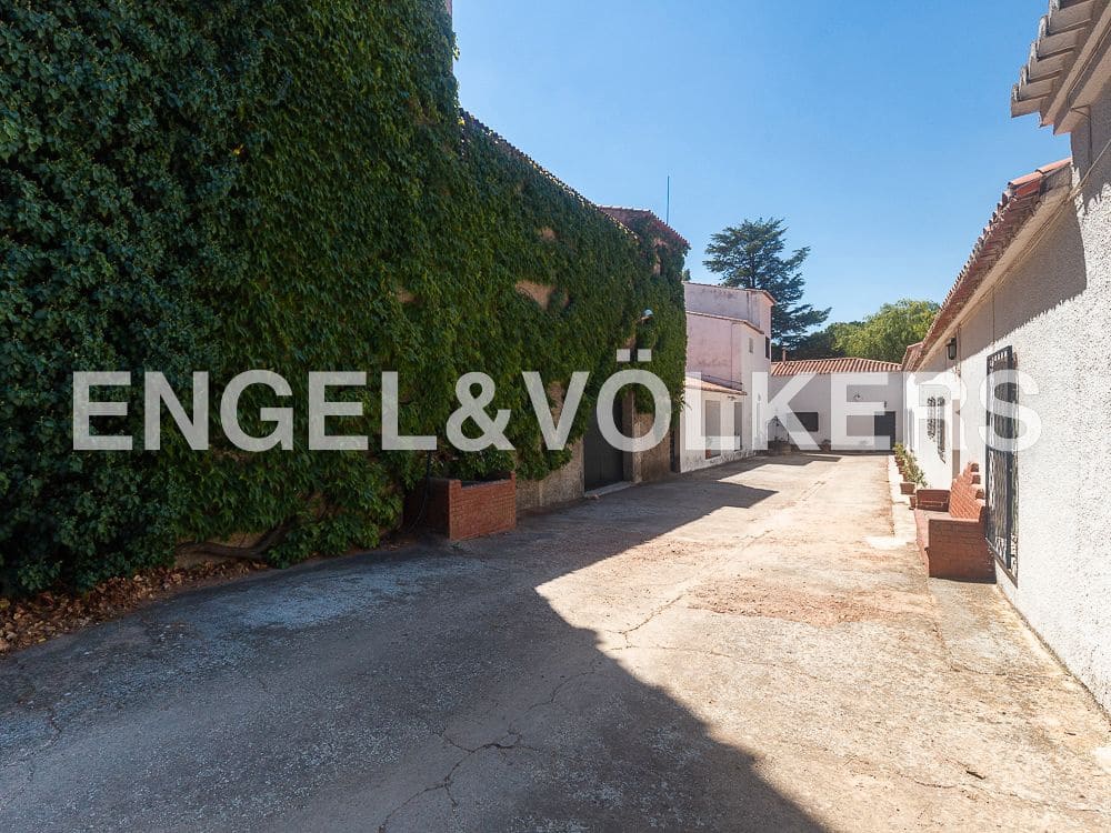 10 camera da letto Finca/Casa di Campagna in vendita in Requena con piscina - 1.800.000 € (Rif: 8239434)