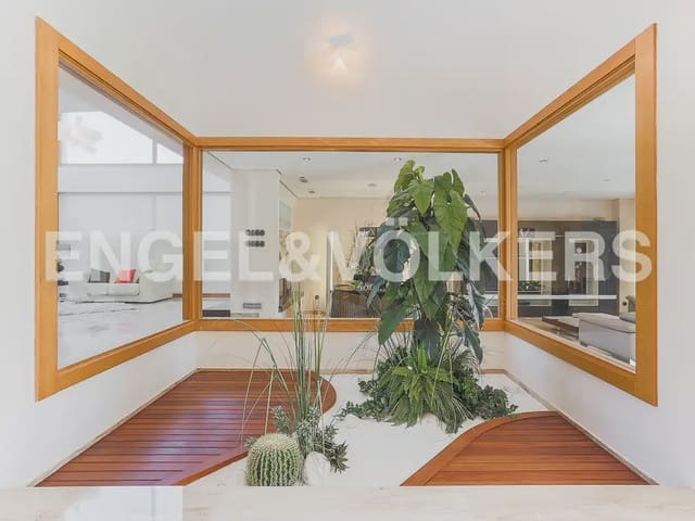 5 soverom Villa til salgs i Bétera med svømmebasseng garasje - € 4 620 000 (Ref: 8239475)