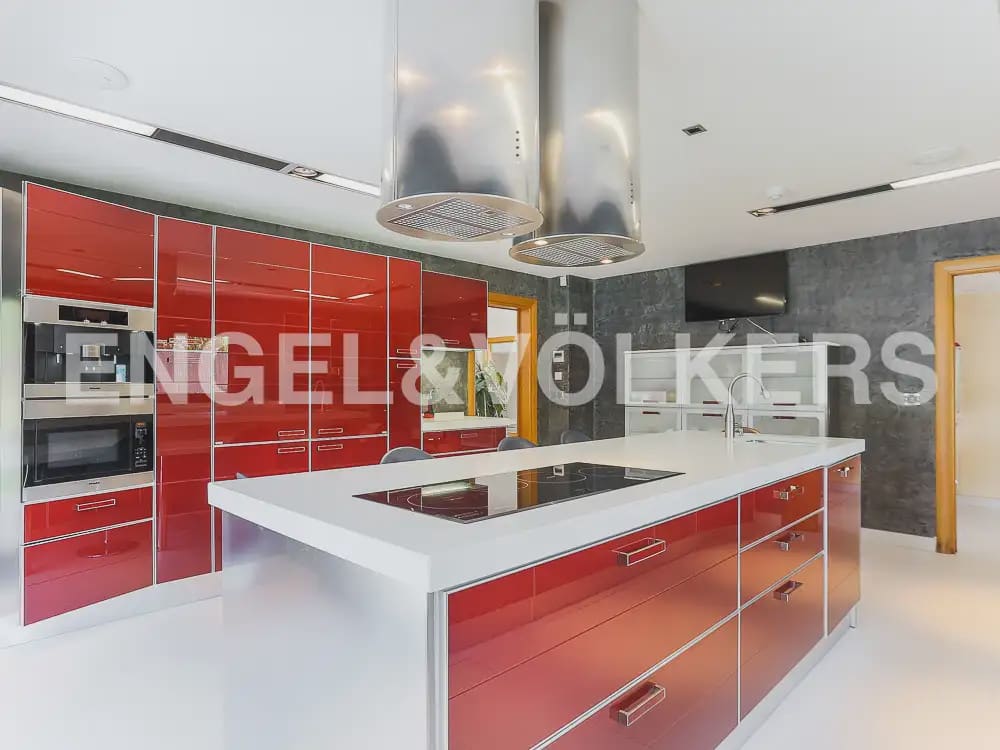 5 soverom Villa til salgs i Betera med svømmebasseng garasje - € 4 620 000 (Ref: 8239475)