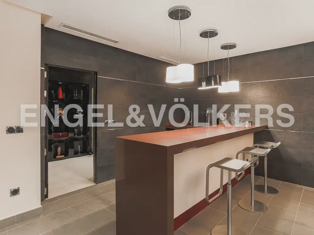 5 soverom Villa til salgs i Betera med svømmebasseng garasje - € 4 620 000 (Ref: 8239475)